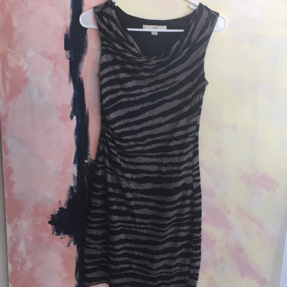 Ann Taylor Loft Dress XXS PETITE 35” from nape